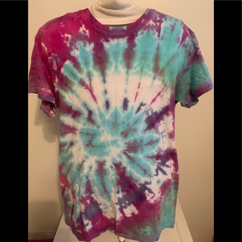 Gildan Tie Dye Shirt